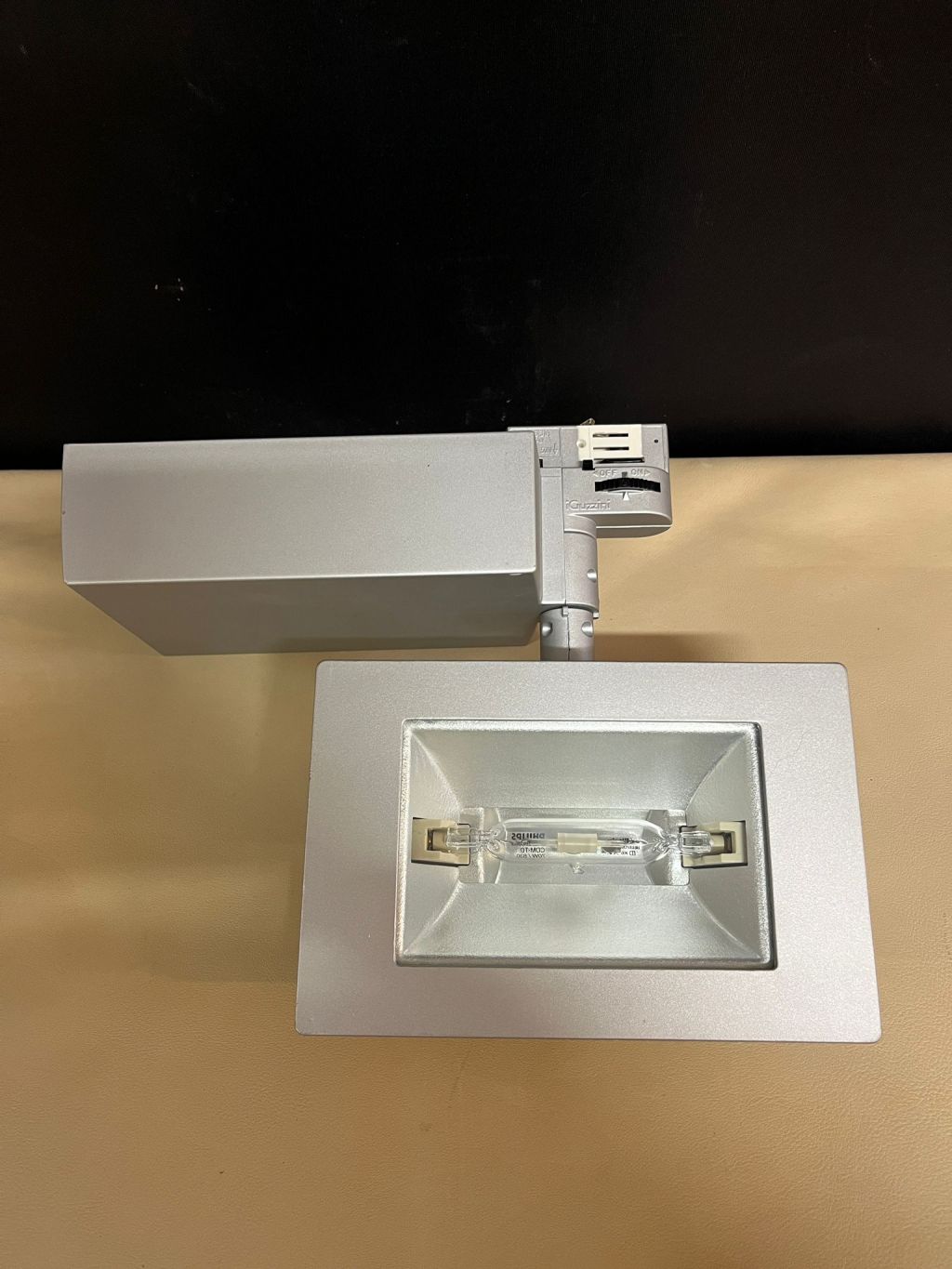 IGUZZINI B6 PARALLEL