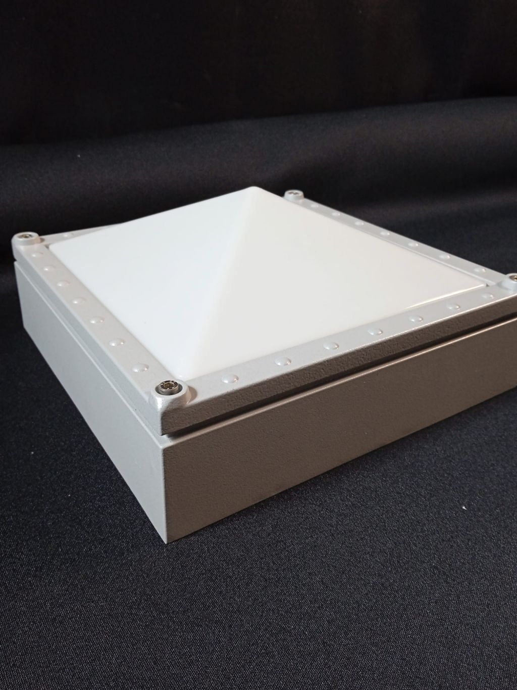 LAMPADA ESTERNA  ARES MOD.CRIS