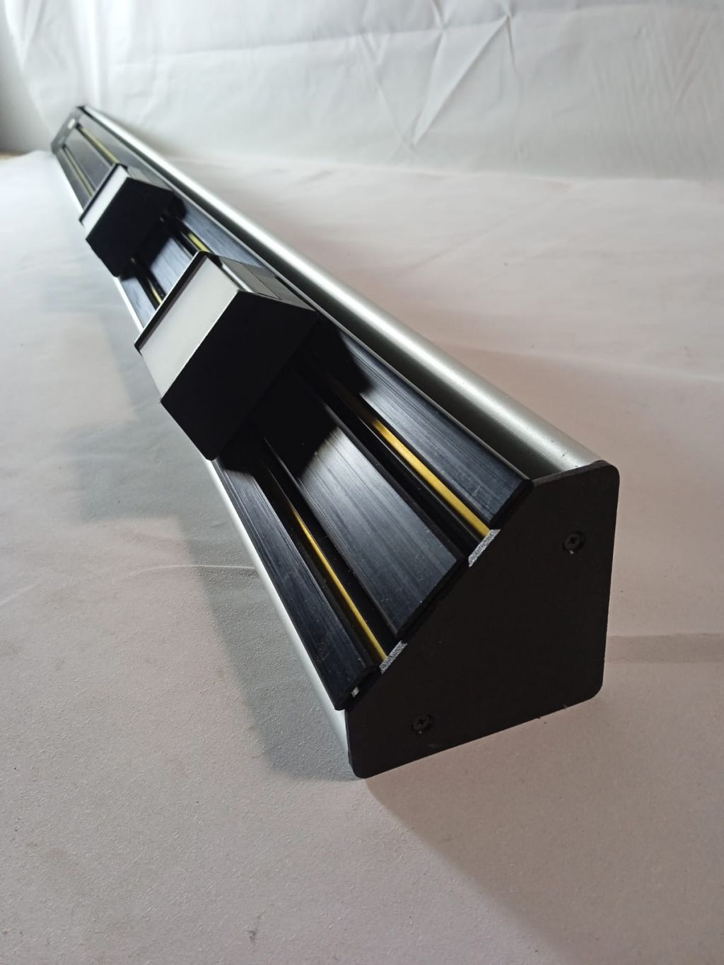 LAMPADA DA PARETE FORMA E FUNZIONE MOD.GENIUS