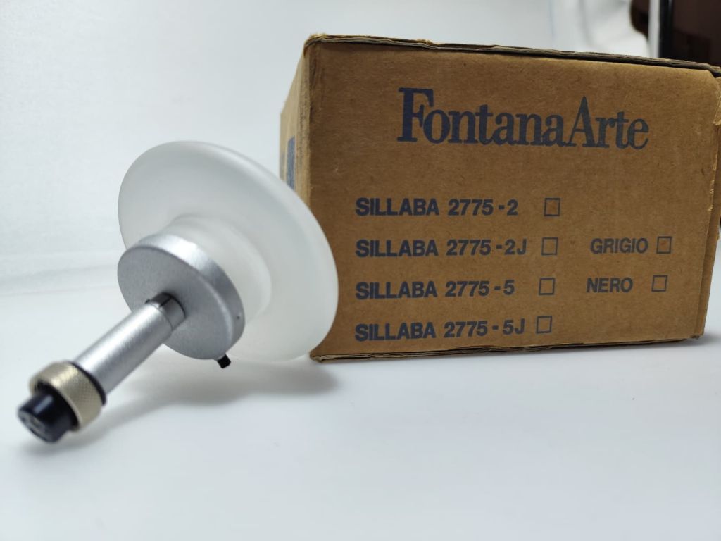 LAMPADA DA PARETE/SOFFITO FONTANA ARTE MOD.SILLABA 2J