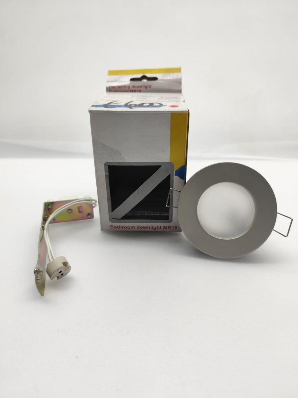 FARETTO DA INCASSO TONDO BATHROOM DOWNLIGHT MR 16 SILVER