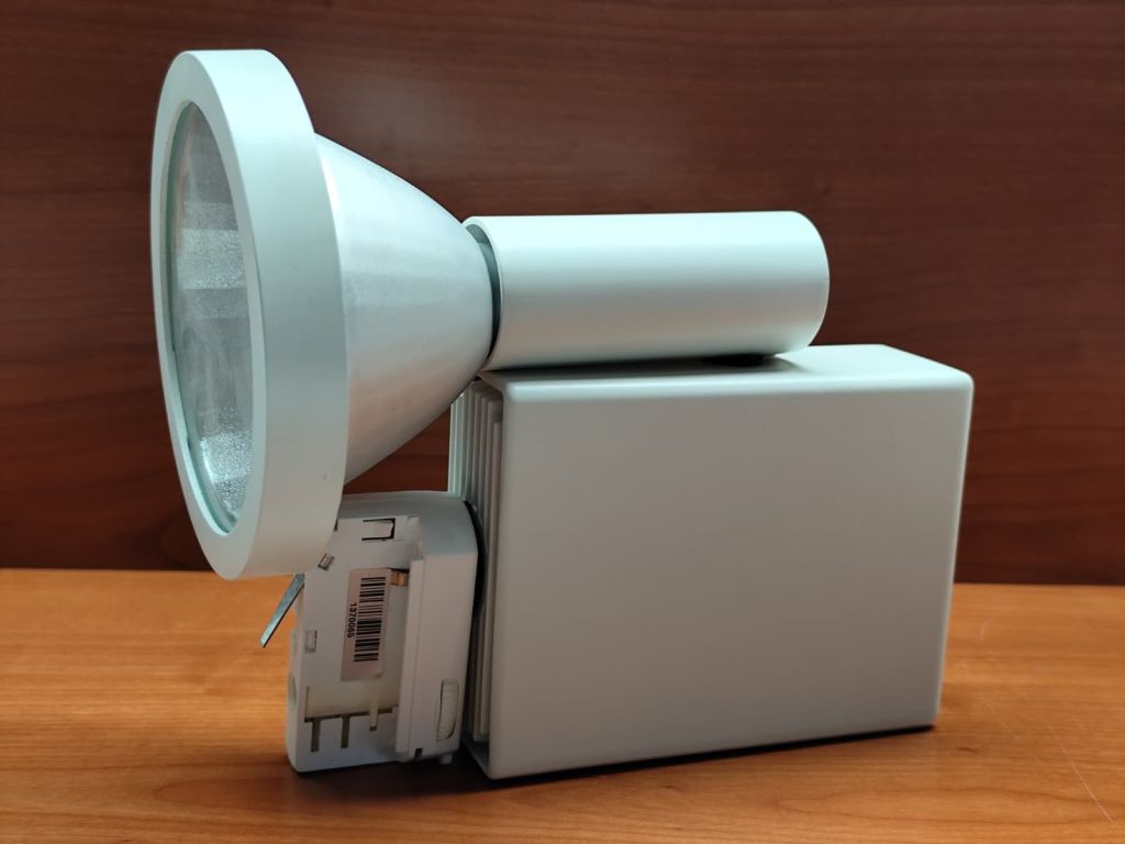 Proiettore da binario FLOS FORT KNOX 2 TRACK F24450